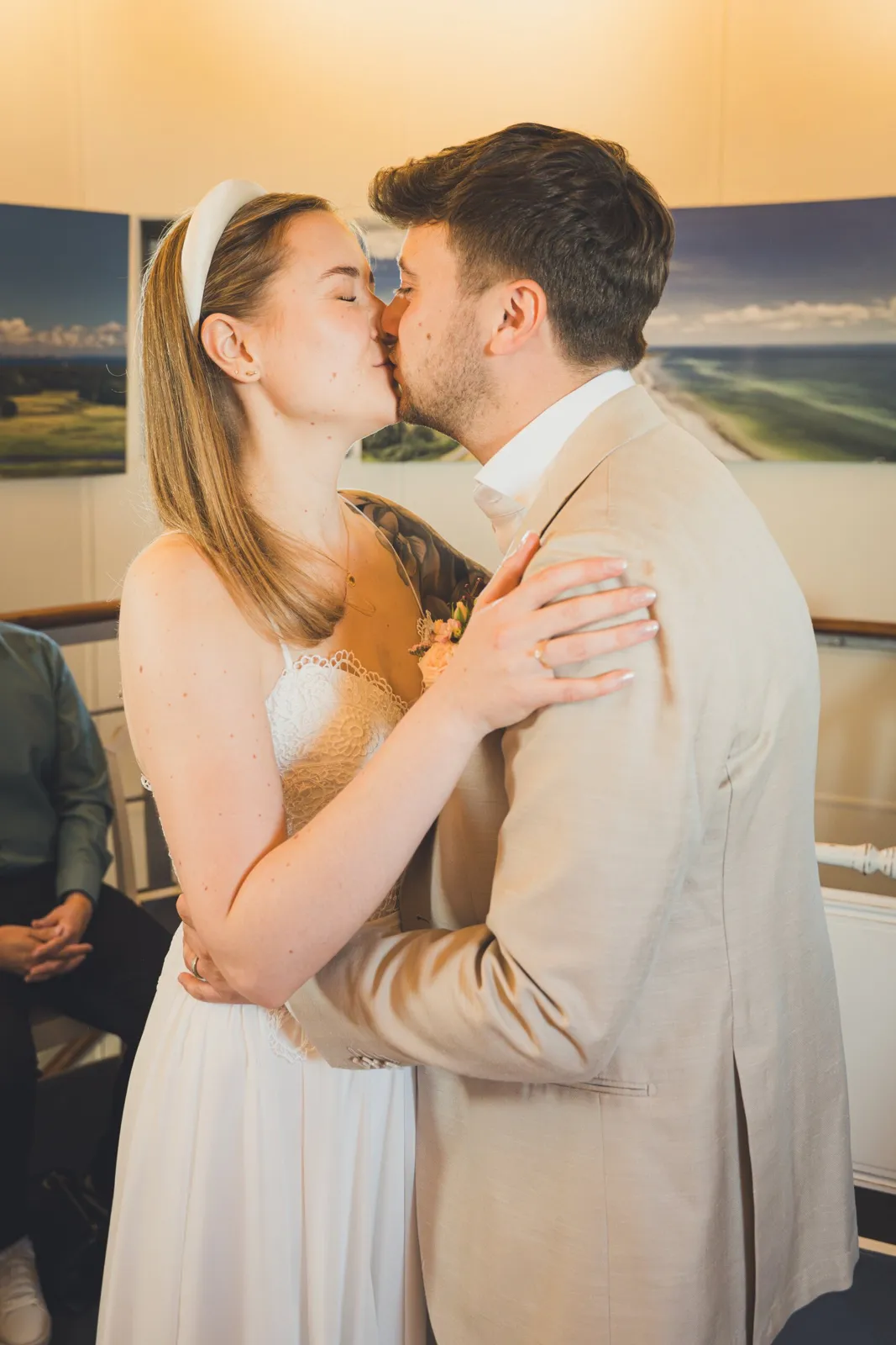 Hochzeit in Falshöft, Standesamt im Leuchtturm, Bild 4