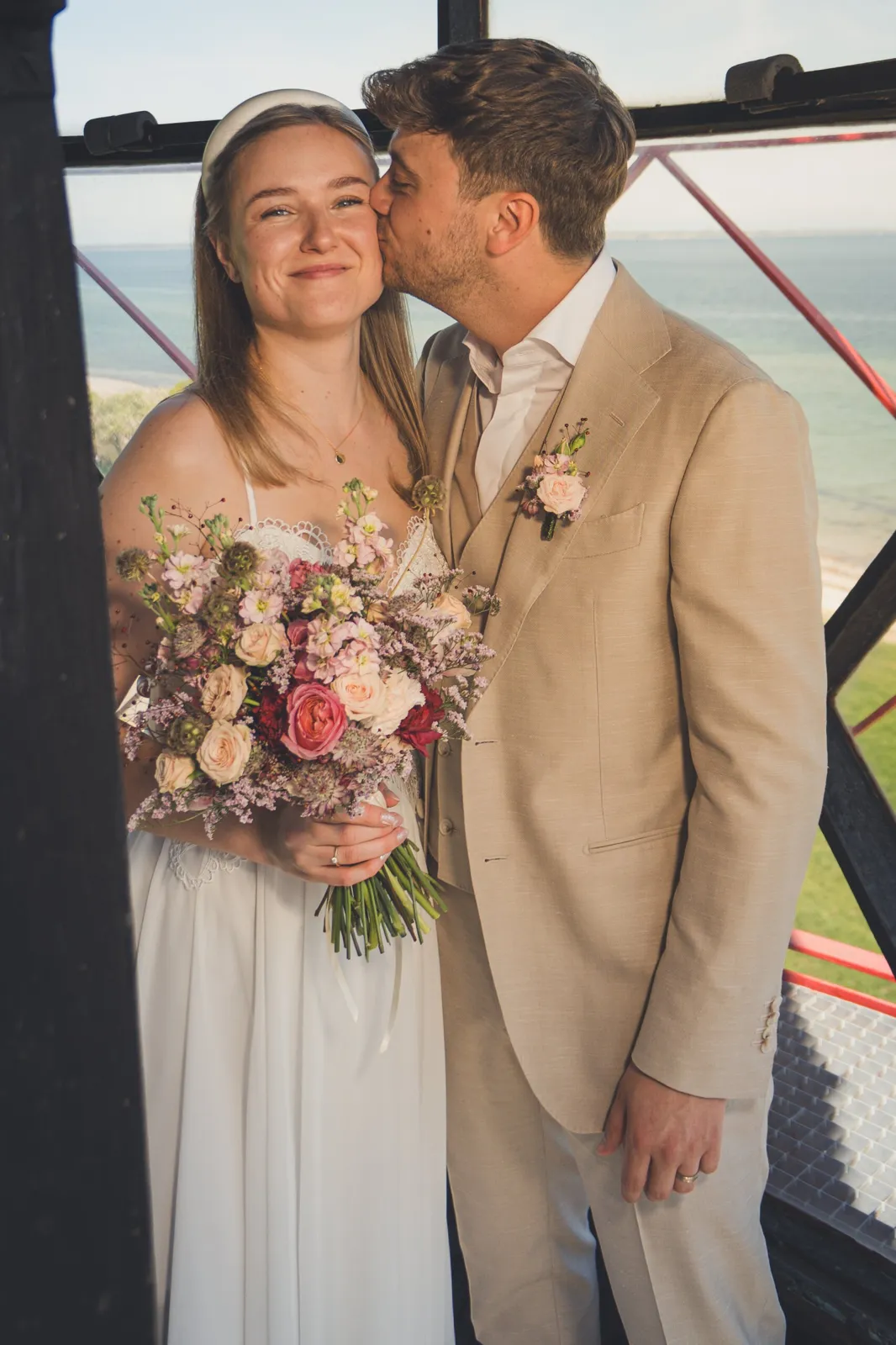 Hochzeit in Falshöft, Standesamt im Leuchtturm, Bild 5